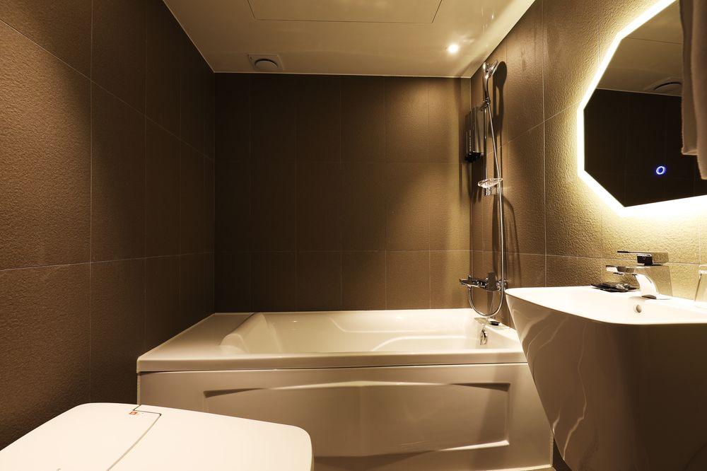 Kaya Tourist Hotel Seoel Buitenkant foto