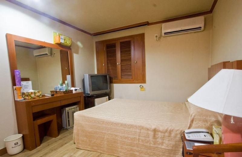 Kaya Tourist Hotel Seoel Buitenkant foto